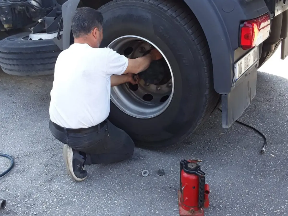 Maltepe Oto Lastikçi